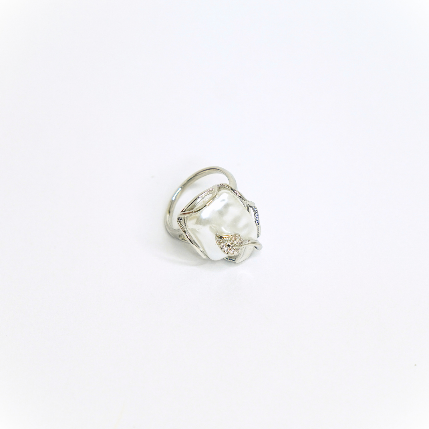 Luster Bloom Ring