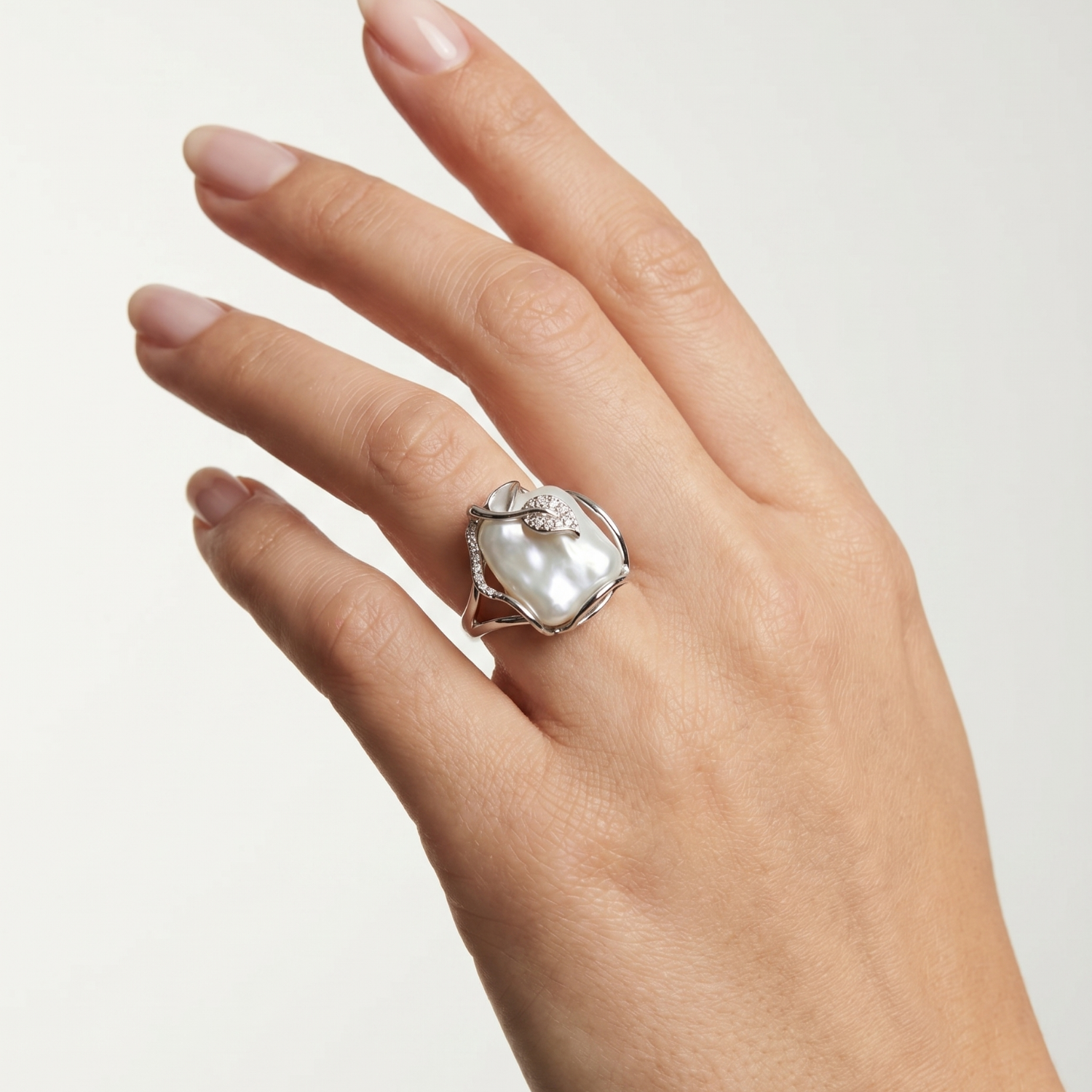 Luster Bloom Ring