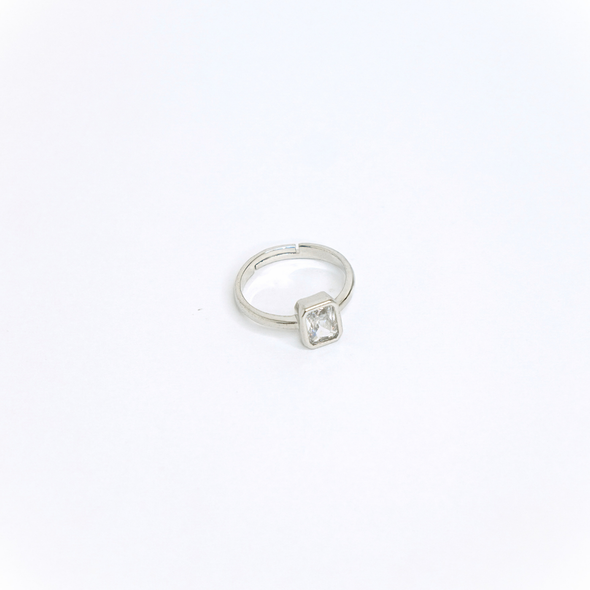 Emeral Cut Ring – photo 2
