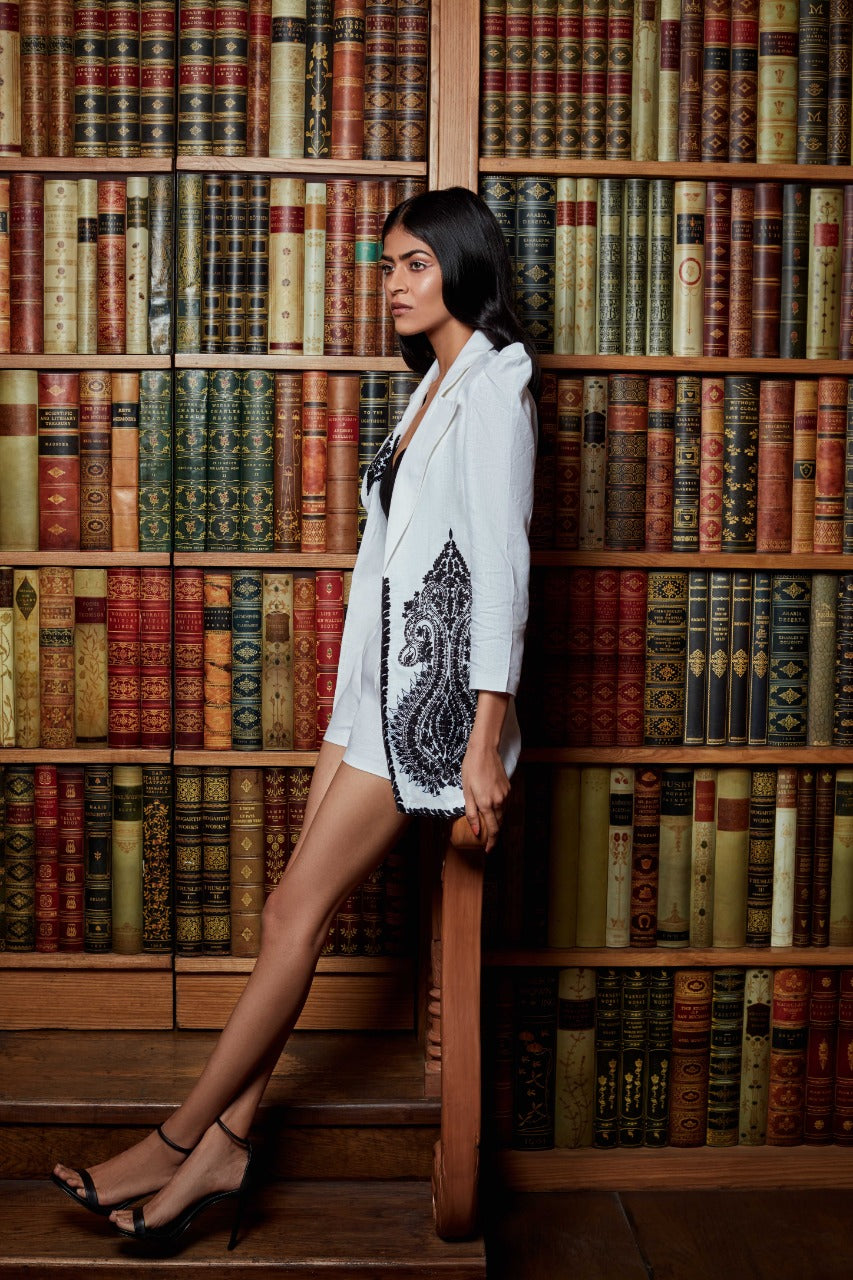 White & Black Kashida Set – photo 5