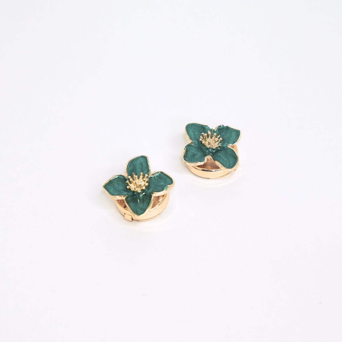 The Petal Button Cover ( Pair ) – photo 5