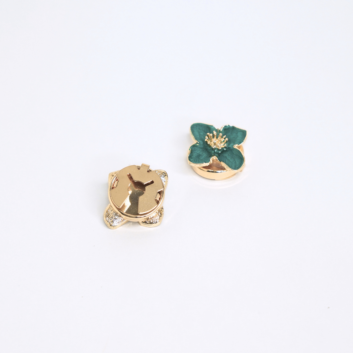 The Petal Button Cover ( Pair ) – photo 6