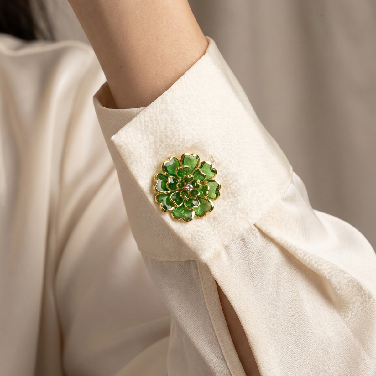 The Bloom Button Cover ( Pair ) – photo 1