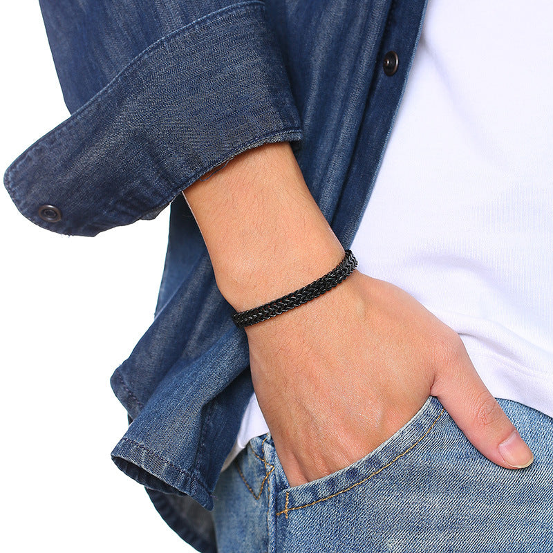 Black Metal Bracelet for Men – photo 1