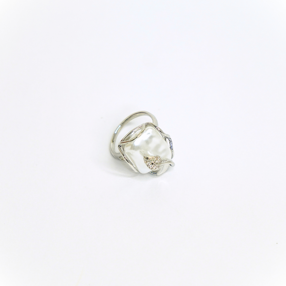 Luster Bloom Ring – photo 3