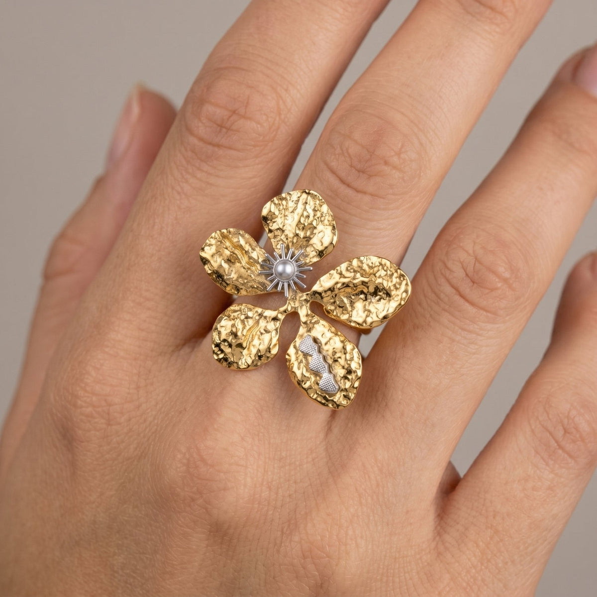 The Botanica Ring – photo 1