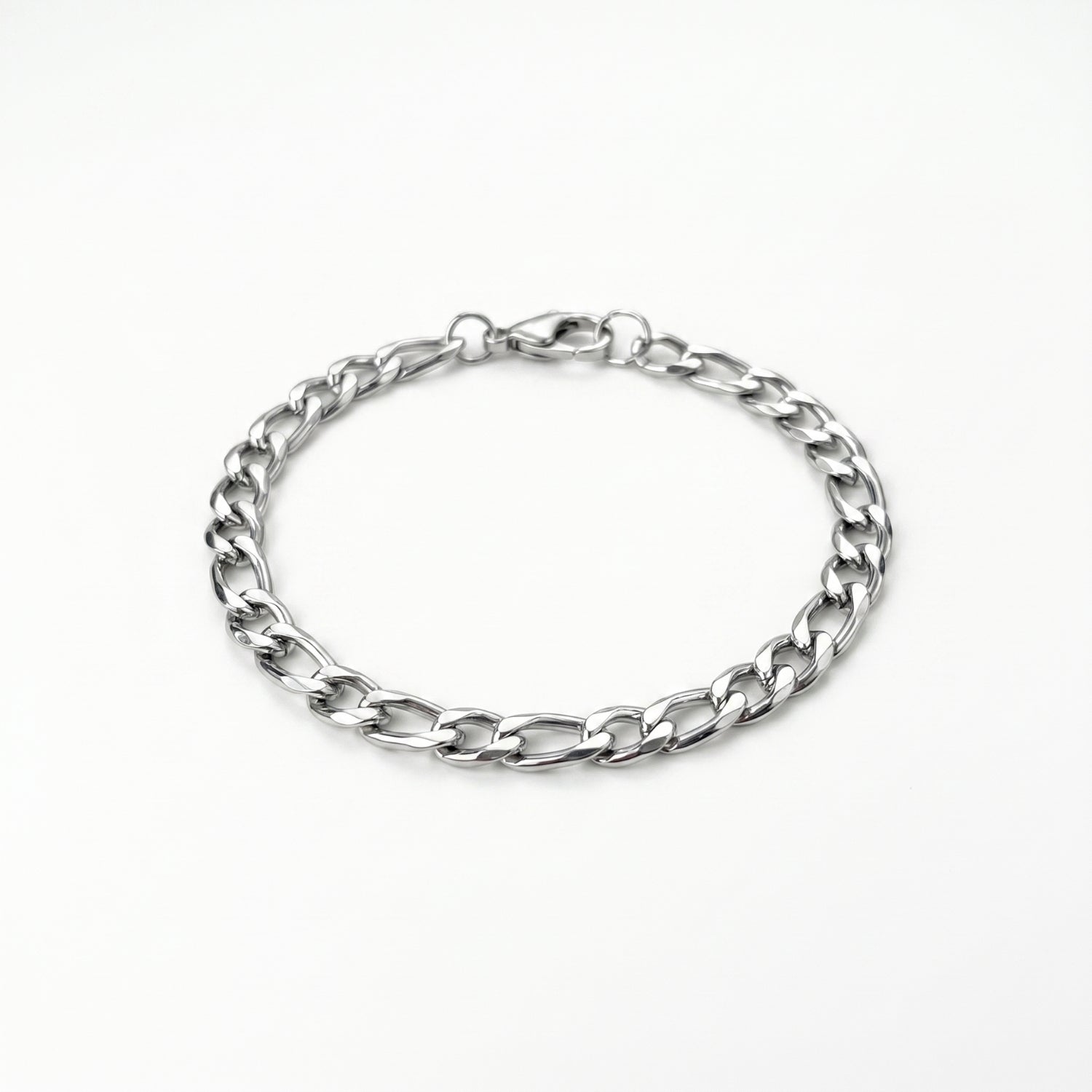 The Minimal Bracelet