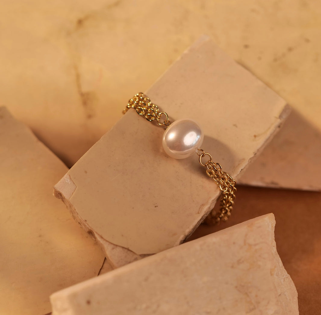 Pearl and Chain Bracelet – photo 1