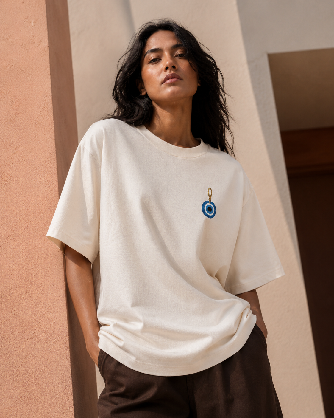 Nazar Charm Oversized T-Shirt - Off White - Front/model