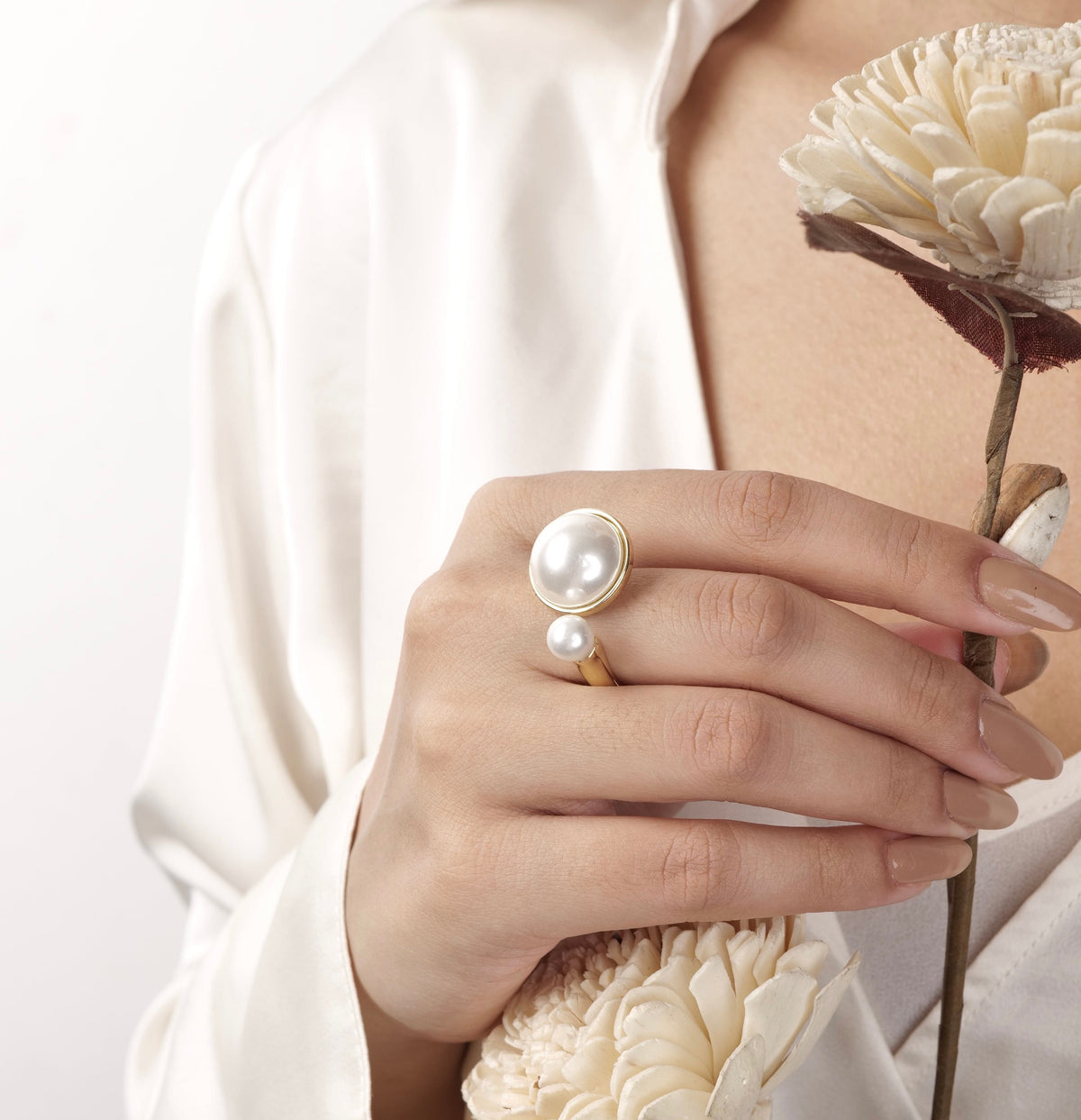 Front Opened Pearl Ring – photo 1