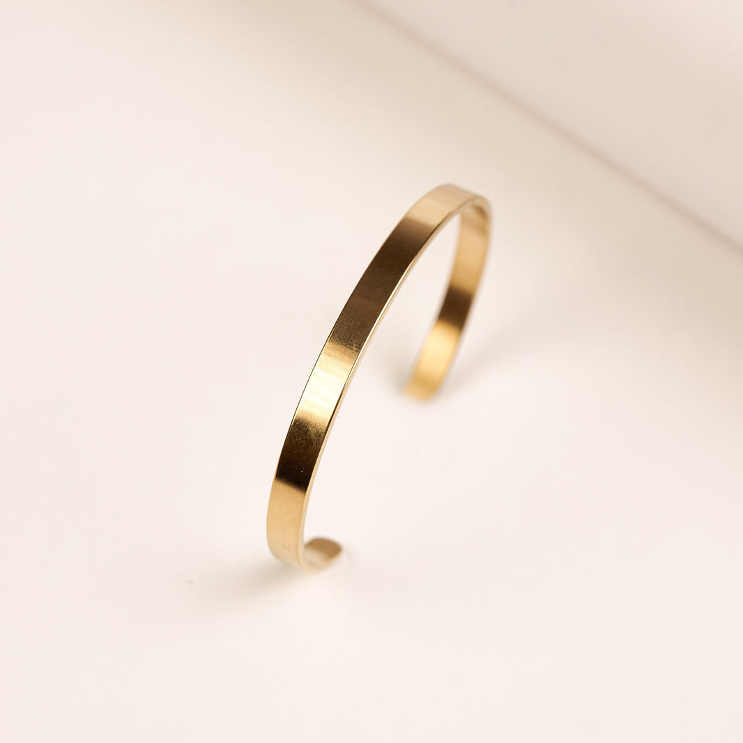 Gold Metal Cuff Bracelet for Men – photo 2