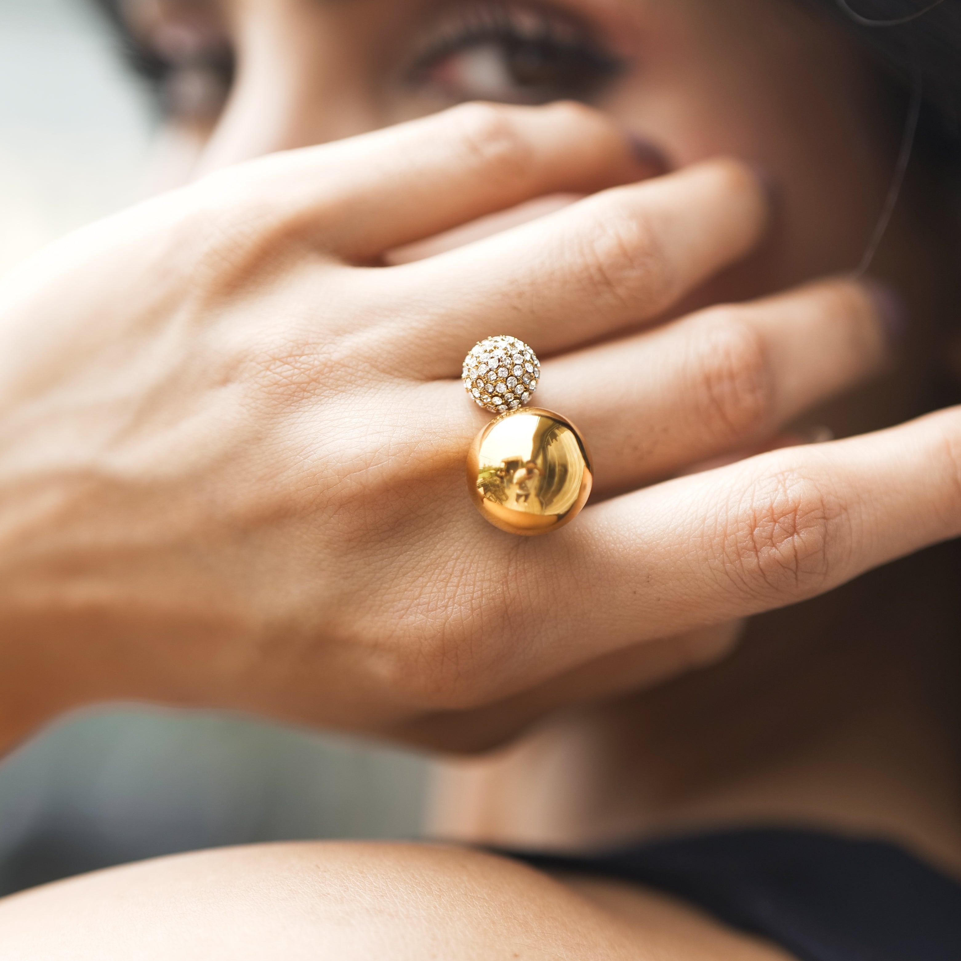 Disco Deewane Front Opened Ring Gold