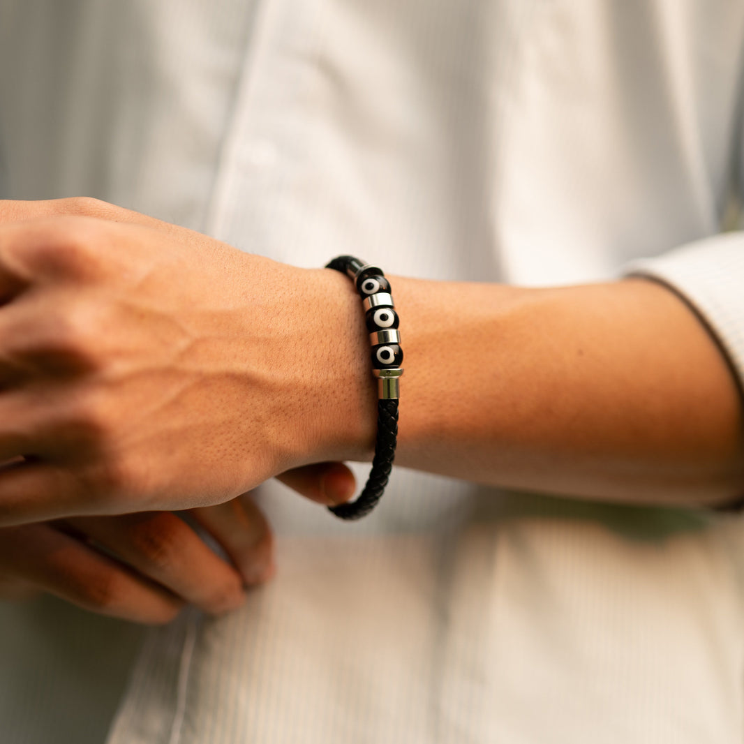 Silver Evil Eye Leather Bracelet for Men – photo 1