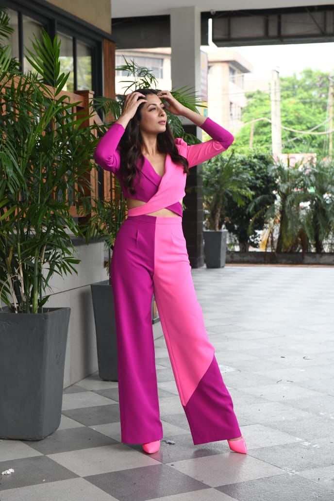 Sukhmani Sadana - Pink color block co-ord set – photo 1