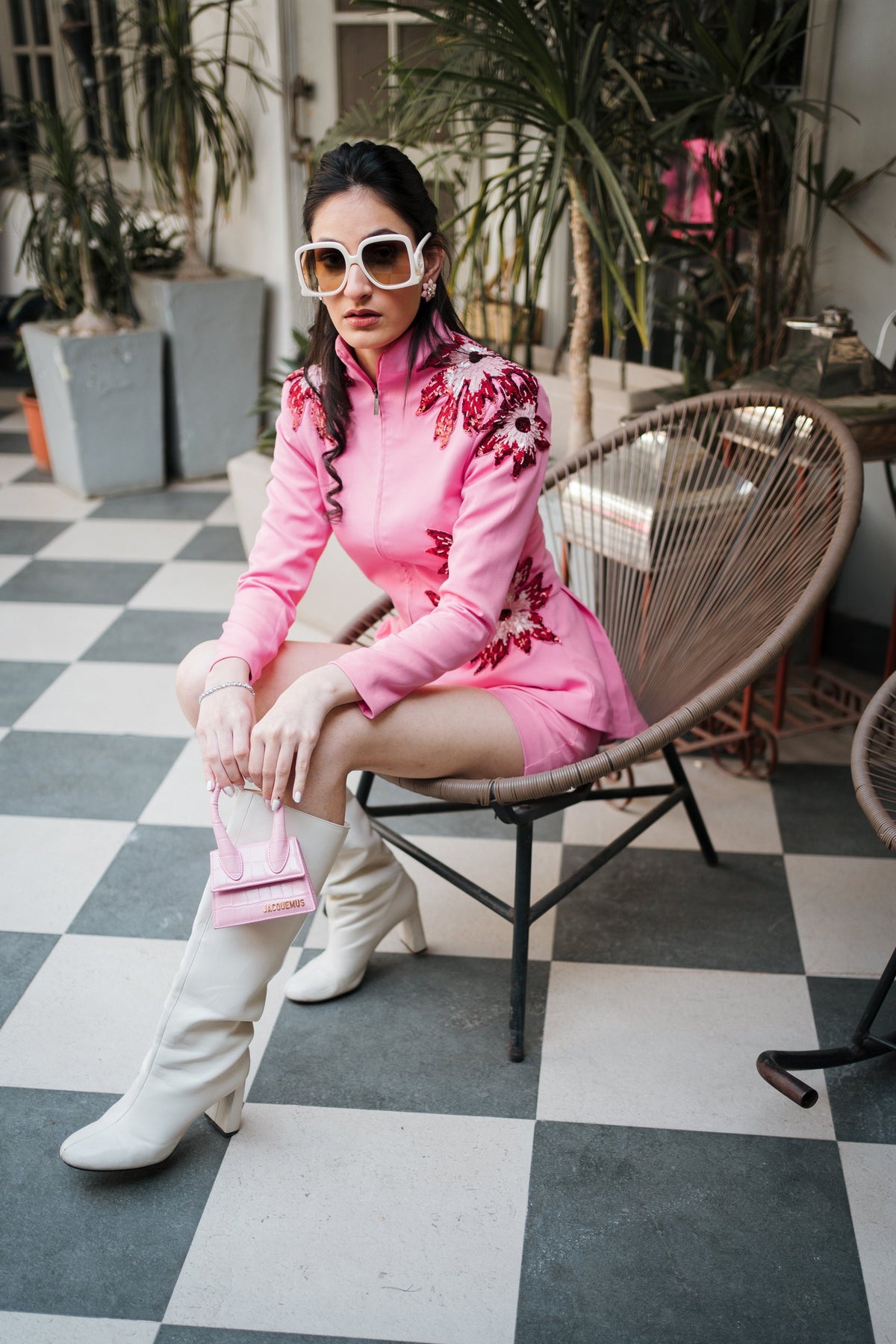 Pink hand embroidered Blazer set – photo 3