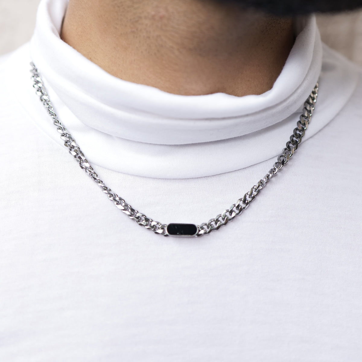 Silver Curb Chain with Stone for Men – photo 3