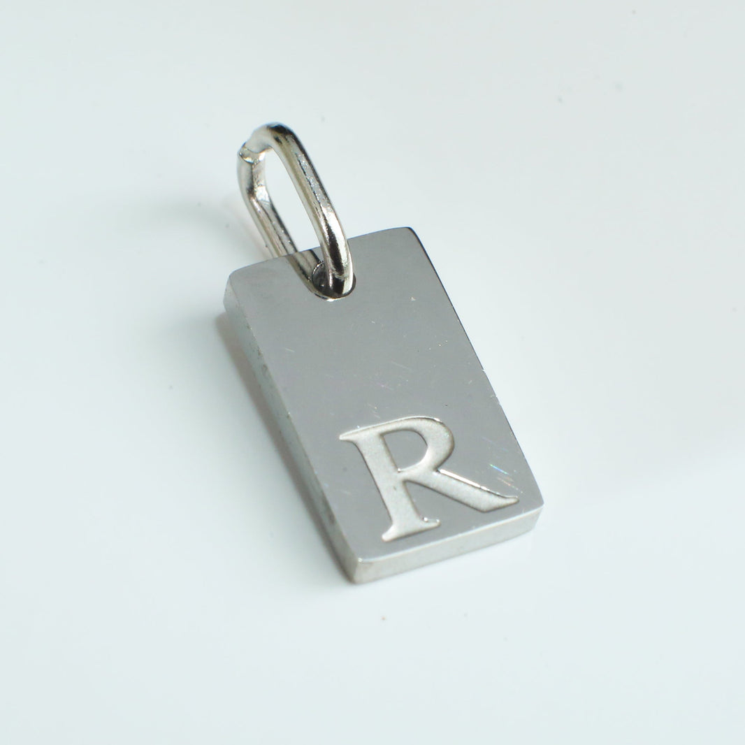 Dainty Alphabet Charm Silver  - R – photo 1