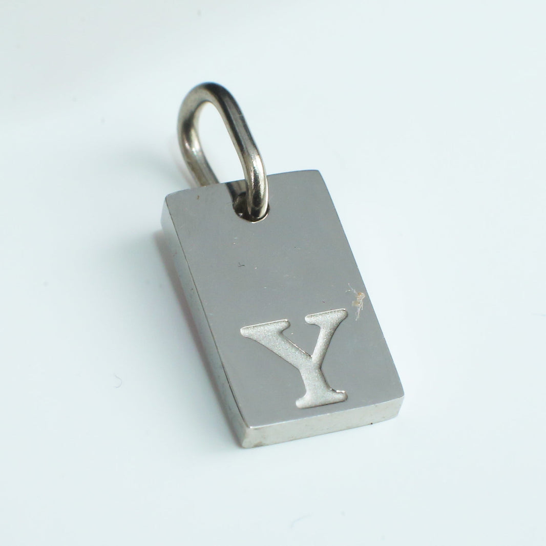 Dainty Alphabet Charm Silver  - Y – photo 1