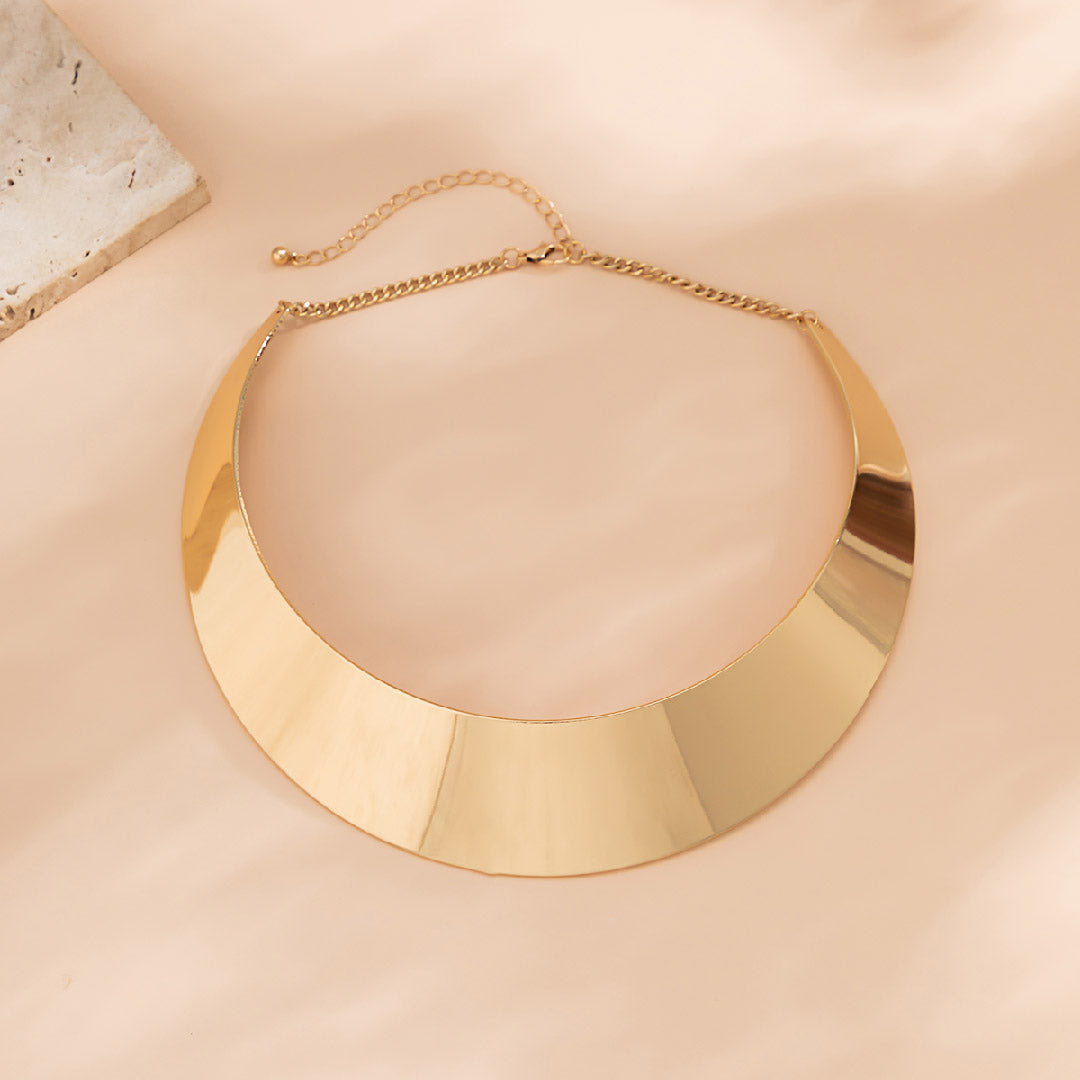 Riddhima Kapoor’s Iconic Choker