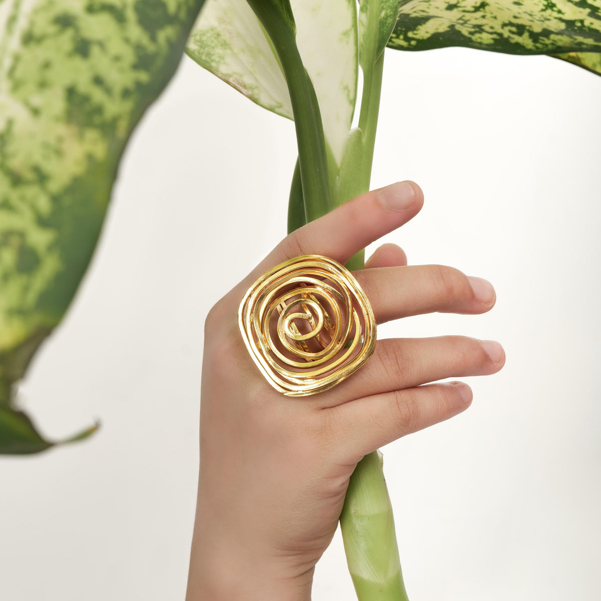 Spiral Rose Ring – photo 1