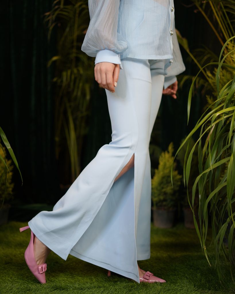 Powdered blue organza shirt with matching trousers – photo 4