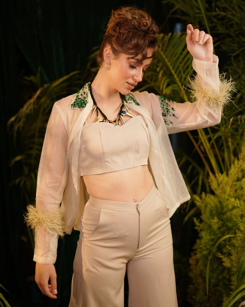 Beige ORGANZA shirt with matching trousers – photo 1